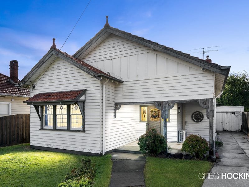 122 Melbourne Road, Williamstown image 2