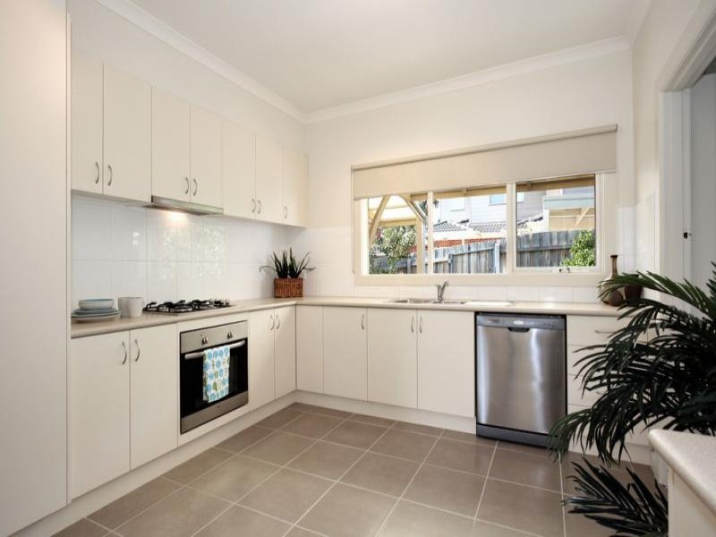 1/22 Oliver Street, Ringwood image 9