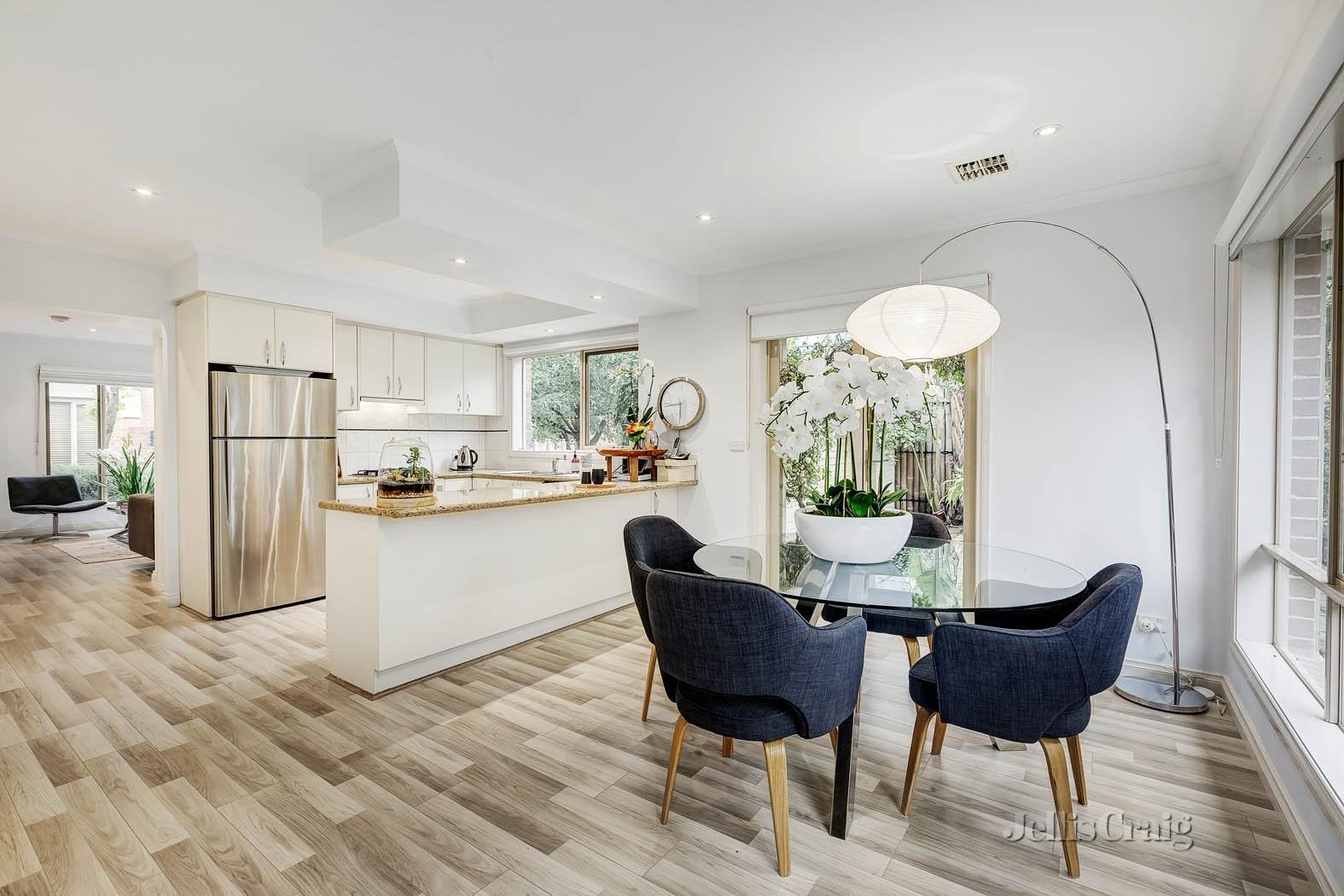 1/22 Oriel Road, Ivanhoe image 2