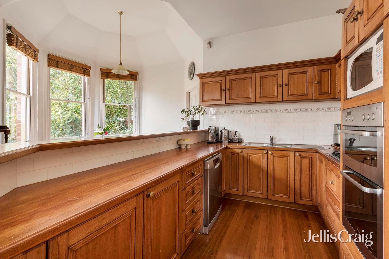 122 Peel Street, Kew image 4