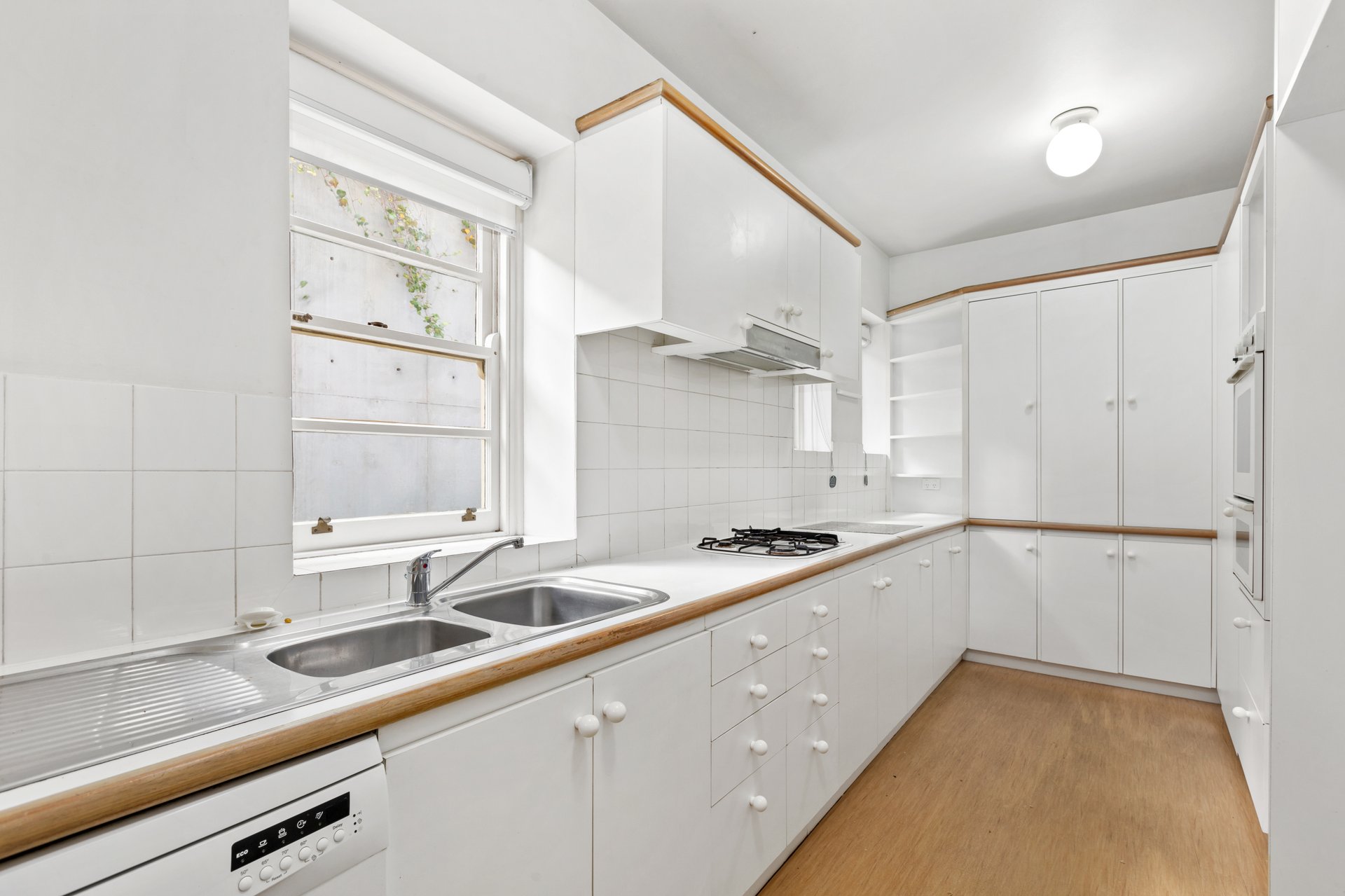 1/22 Powlett Street, East Melbourne image 4
