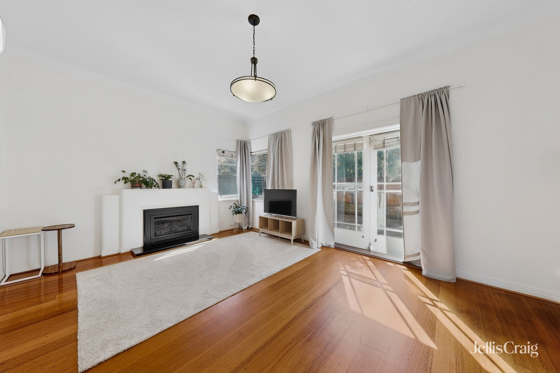 1/22 Riversdale Road, Hawthorn image 2
