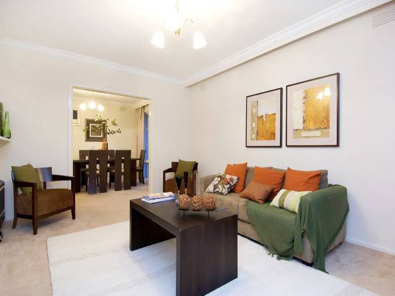 1/22 Russell Street, Camberwell image 3