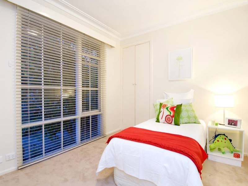 1/22 Russell Street, Camberwell image 6