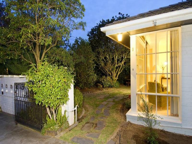 1/22 Russell Street, Camberwell image 7