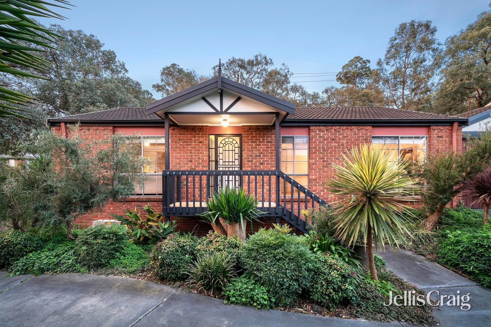 1/22 Silver Street, Eltham image 1