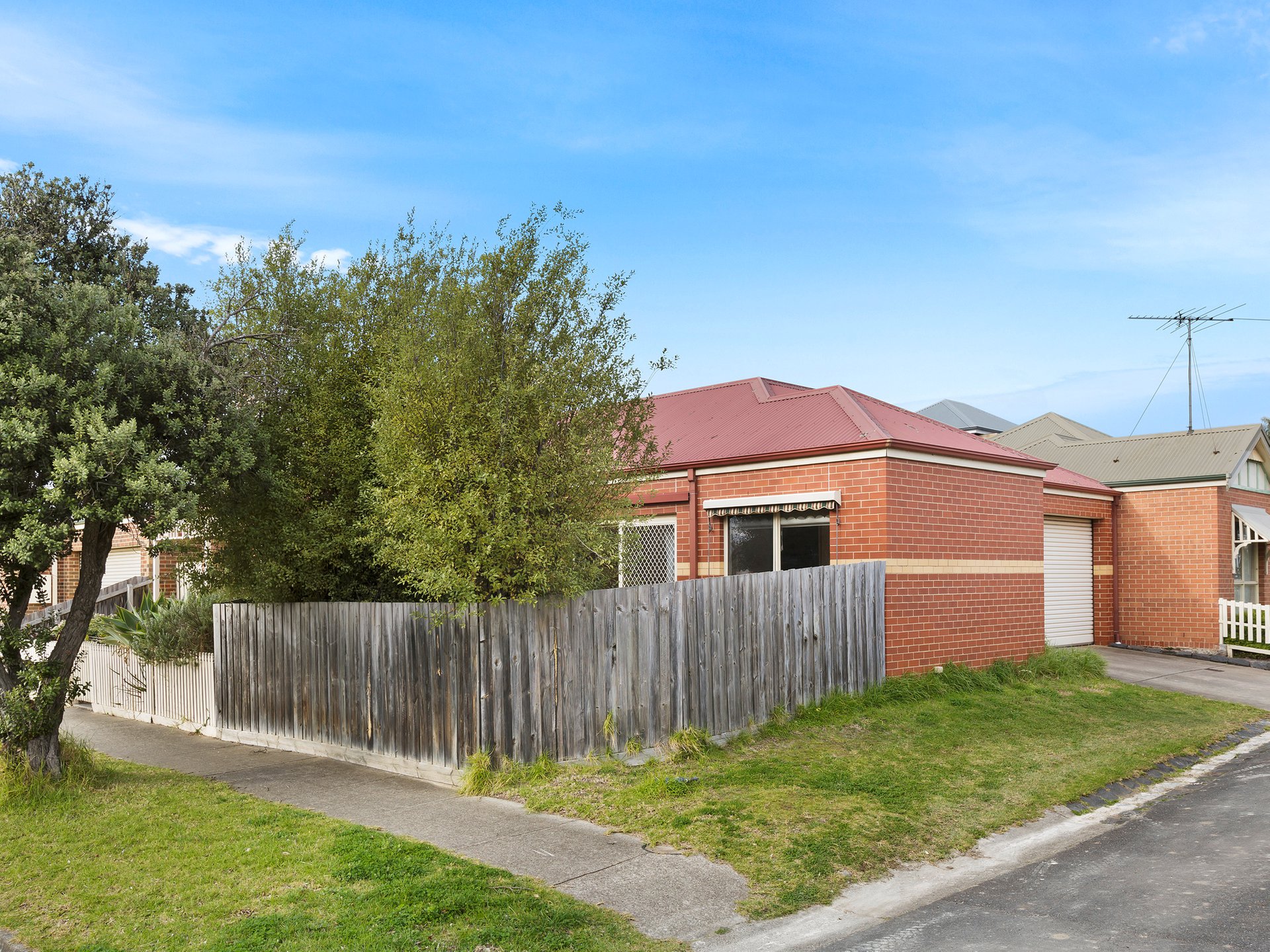 1/22 Thear Street, East Geelong image 8