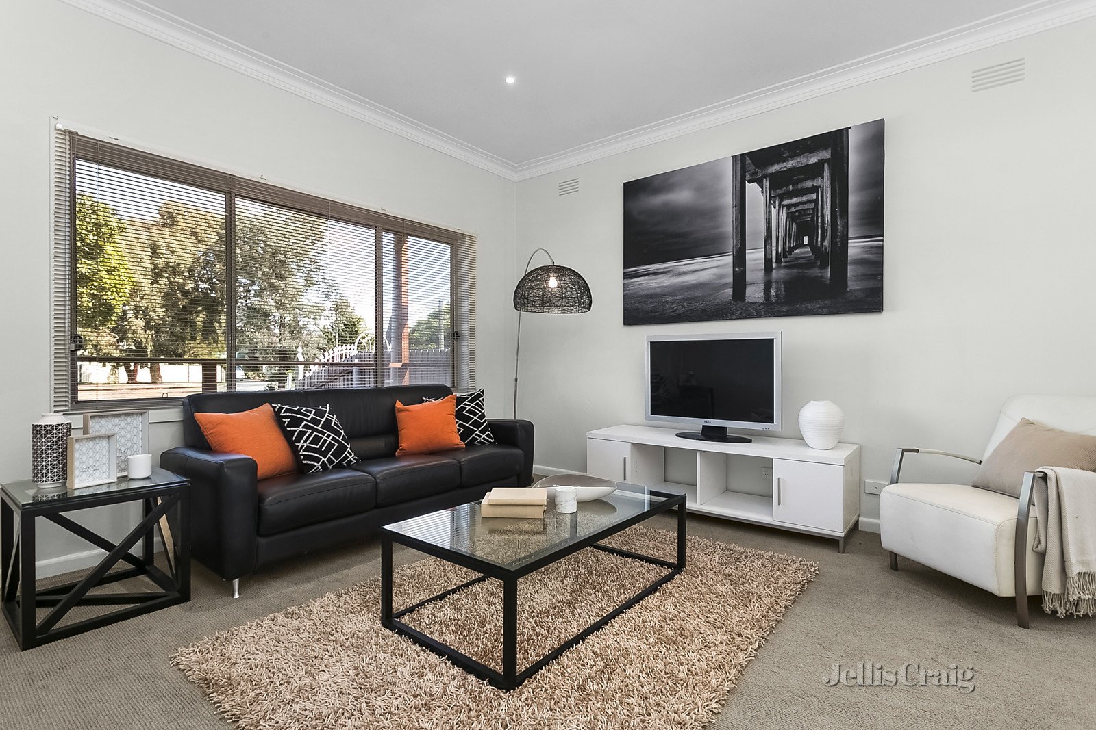 1/22 Thomas Street, St Albans image 2