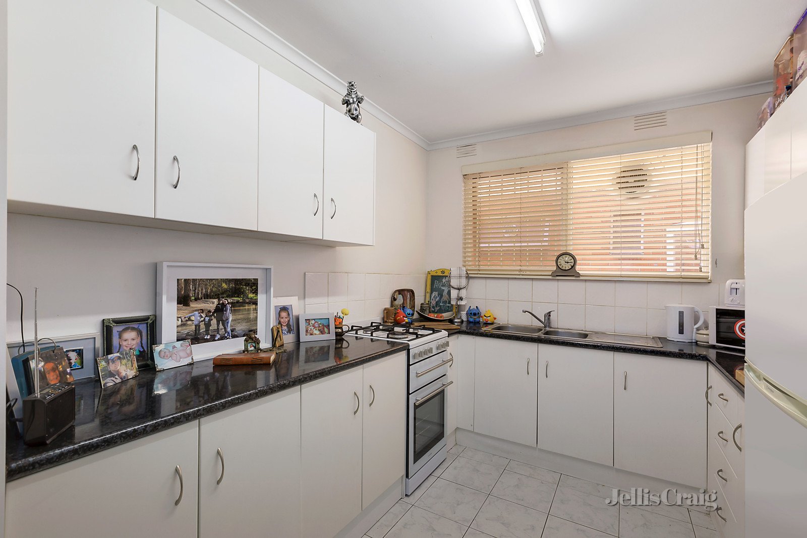 1/22 Vickery Street, Bentleigh image 2