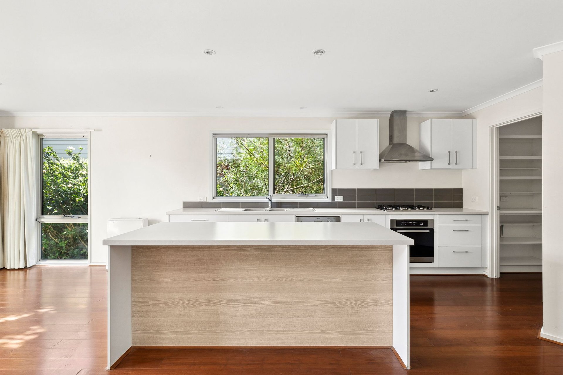 122 Wallington Rd  Ocean Grove