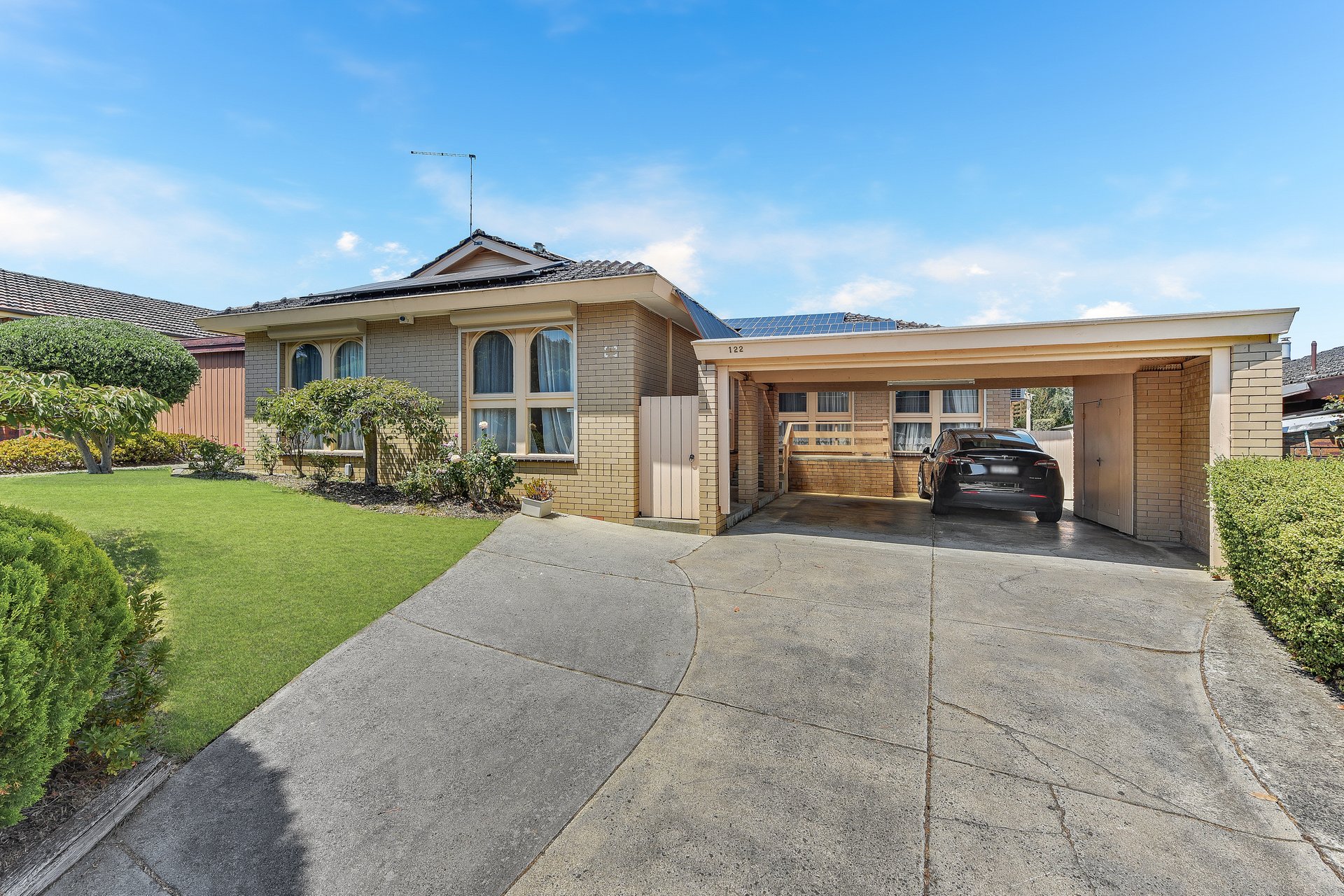 122 Whites Lane, Wheelers&nbsp;Hill image 1