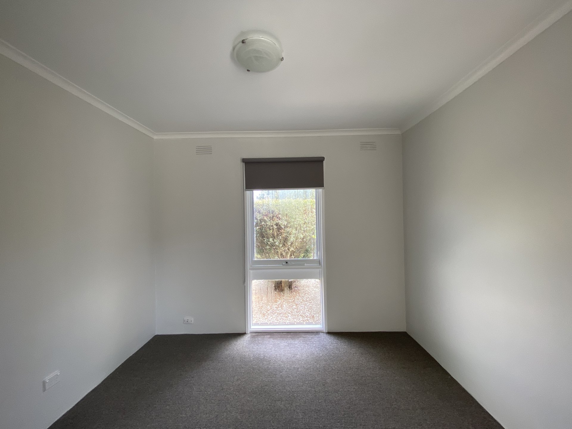 1/22 Wirksworth Street, Herne Hill image 4