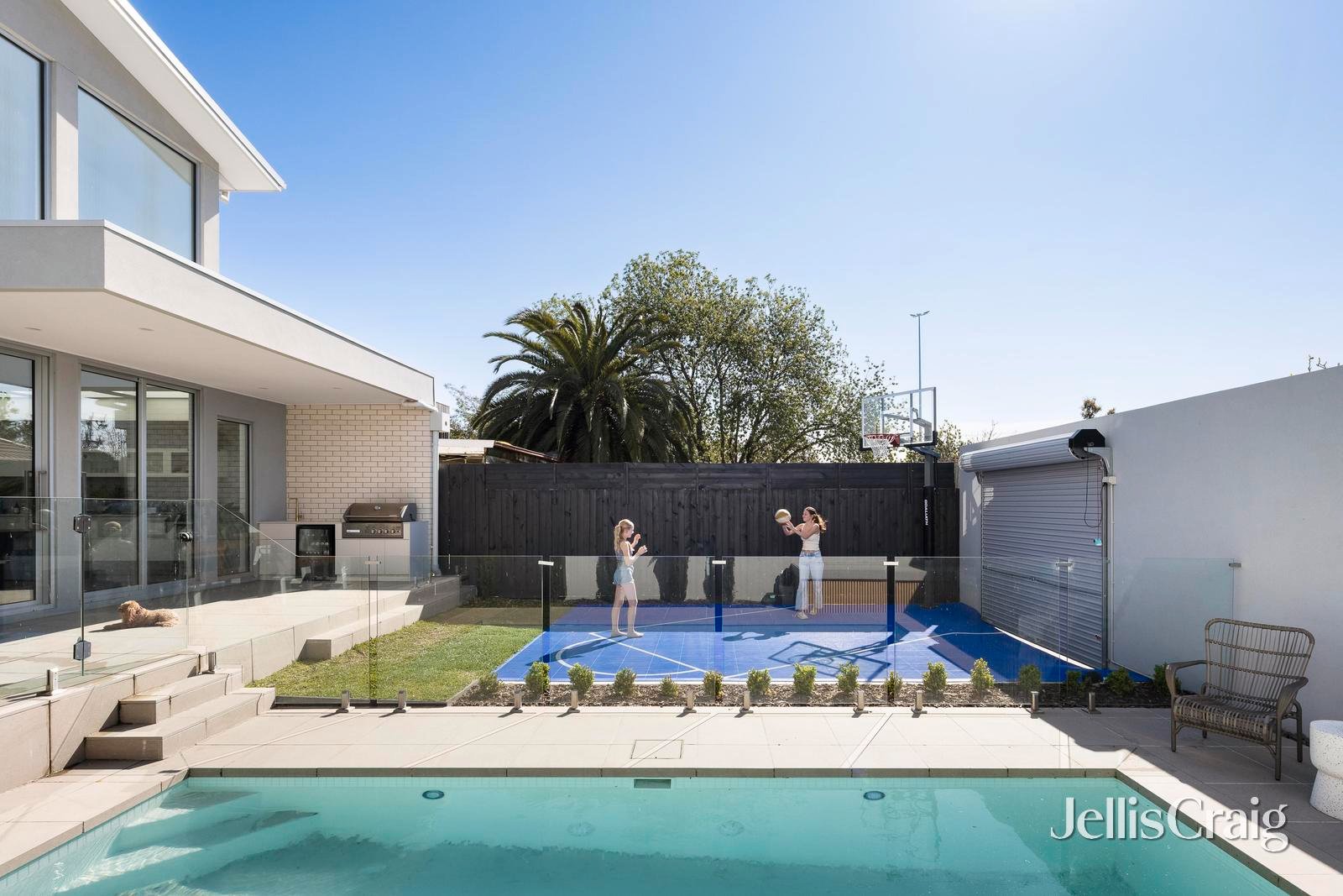 122 Woolton Avenue, Thornbury image 2