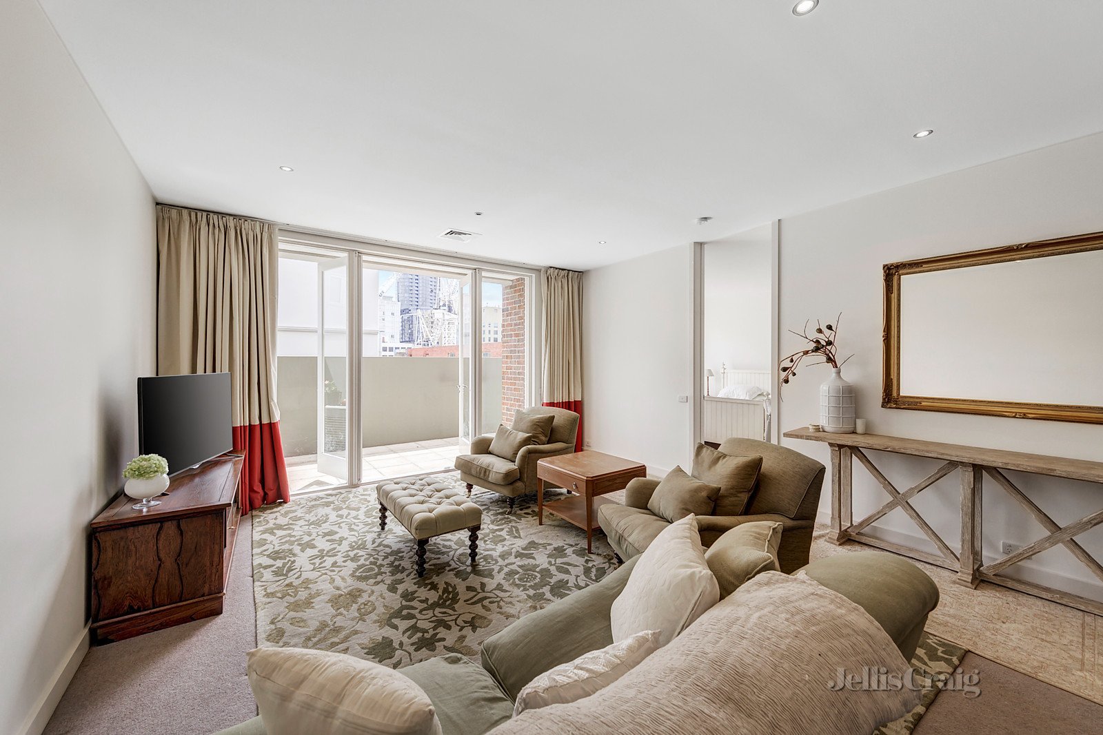 12/20 Chambers Street, South Yarra image 2