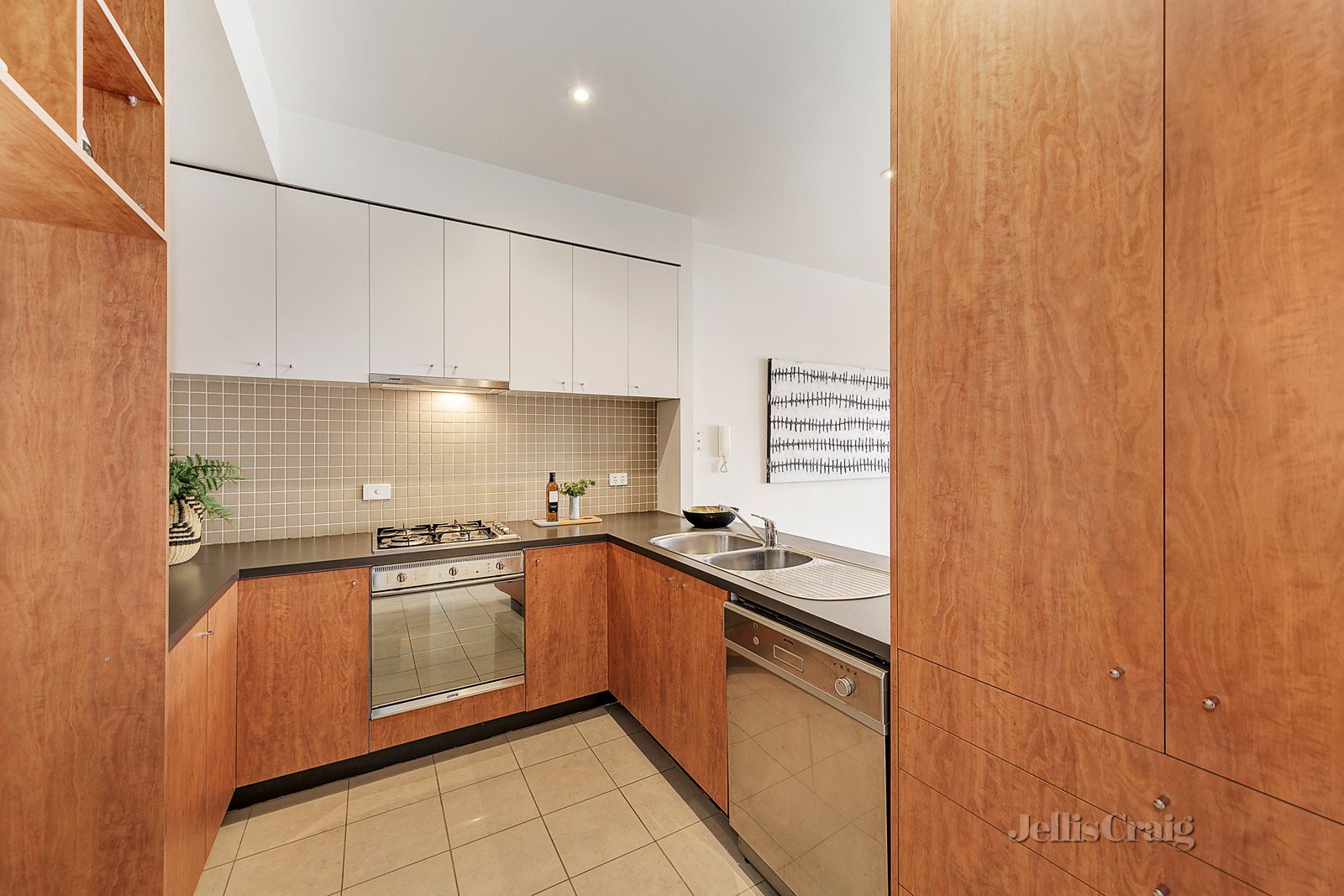 12/21-25 Macquarie Street, Prahran image 4