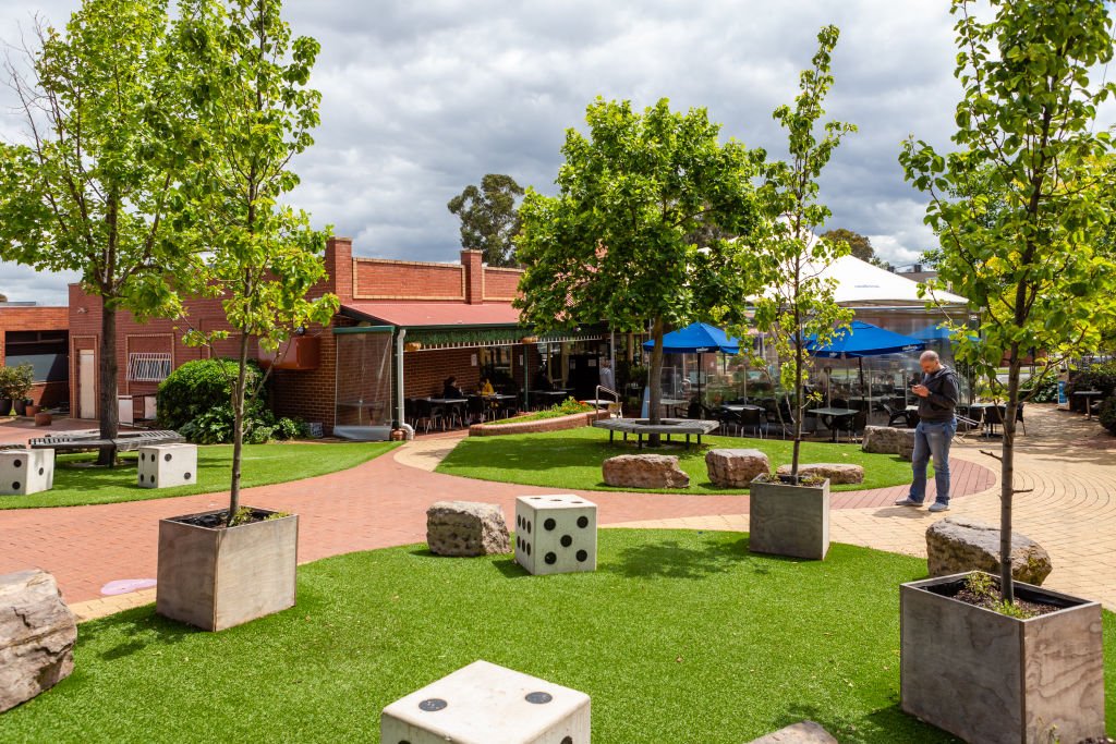 Property Gallery Thumbnail 9