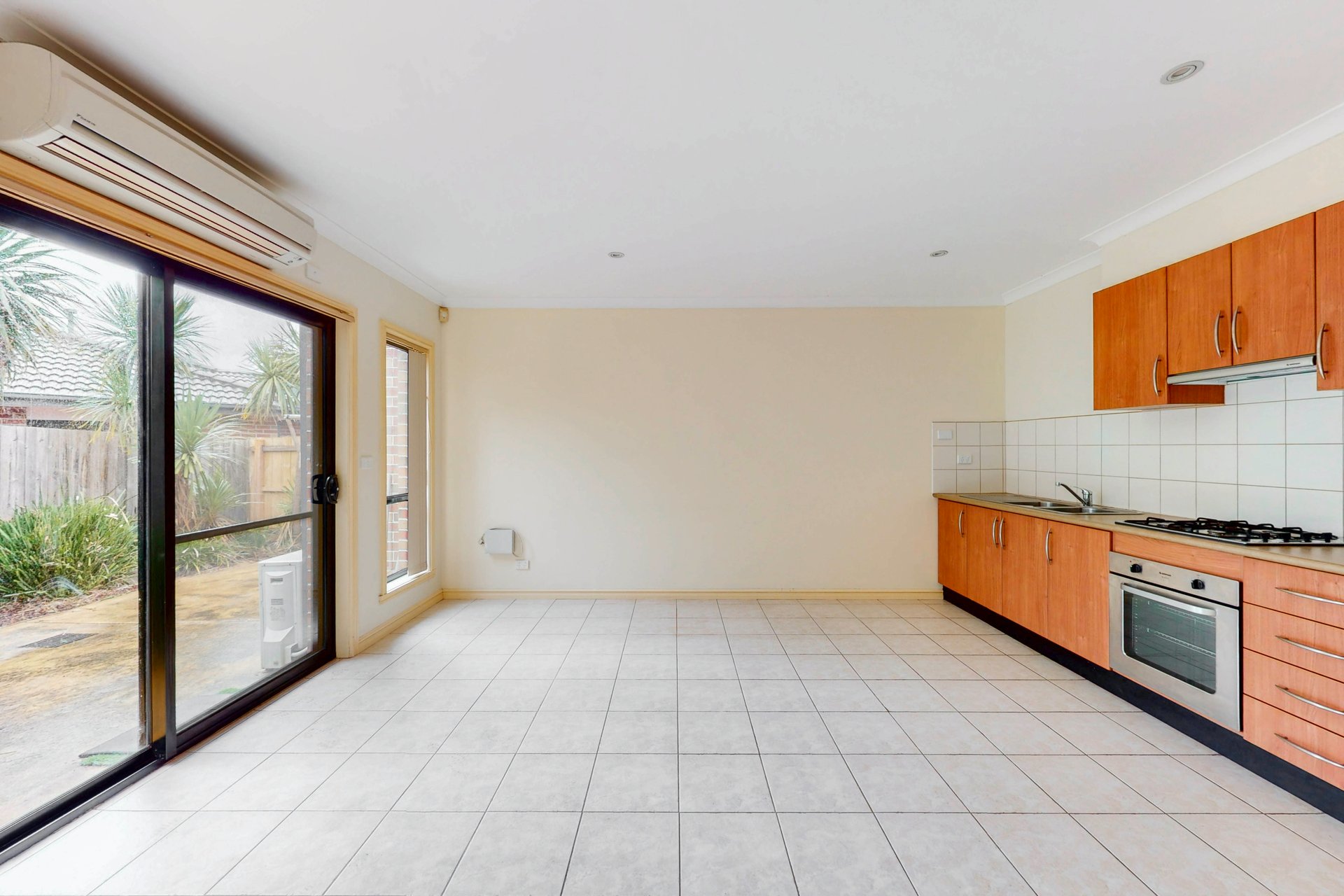 12/226 Melrose Drive, Tullamarine image 4