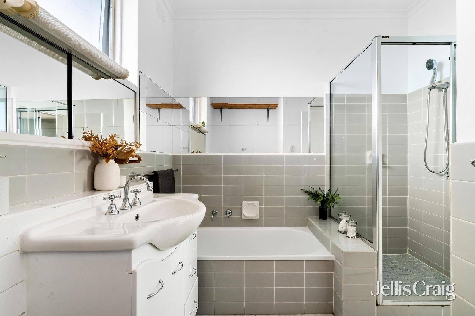 12/233 Brighton Road, Elwood image 6