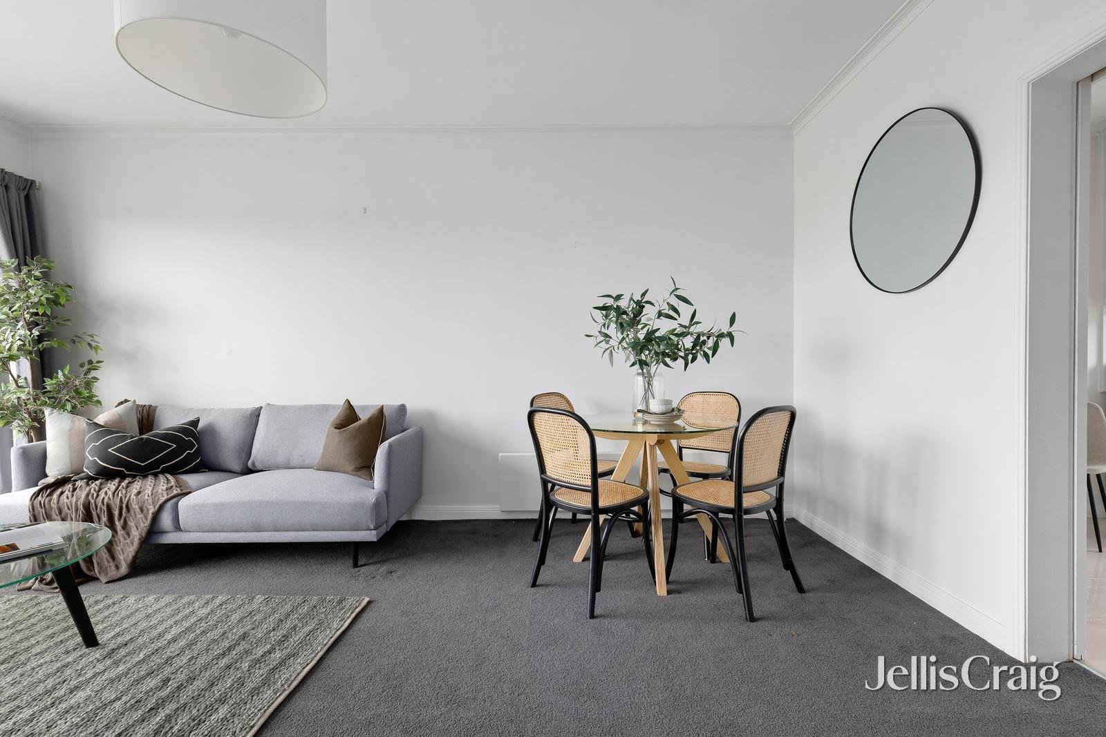 12/24 Mathoura Road, Toorak image 7