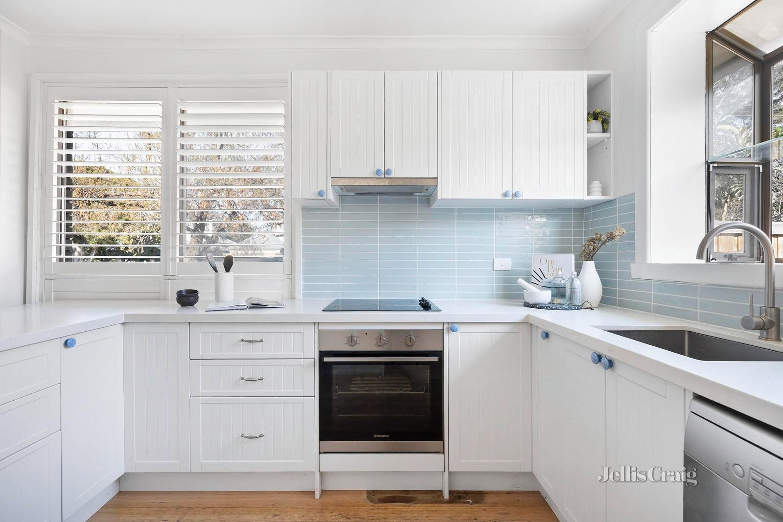1/224 Osborne Street, Williamstown image 5