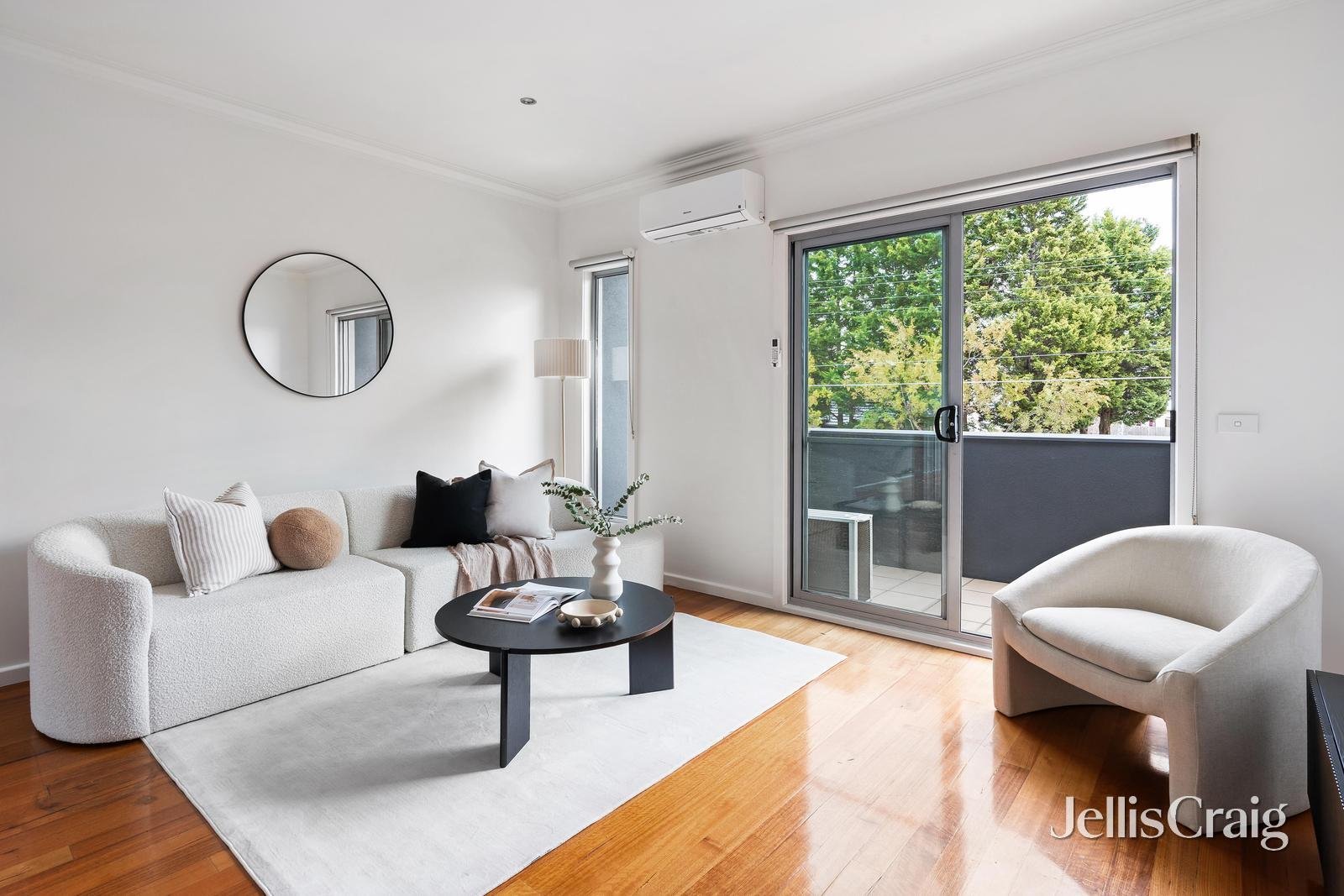 1/224 Spring Street, Reservoir image 5