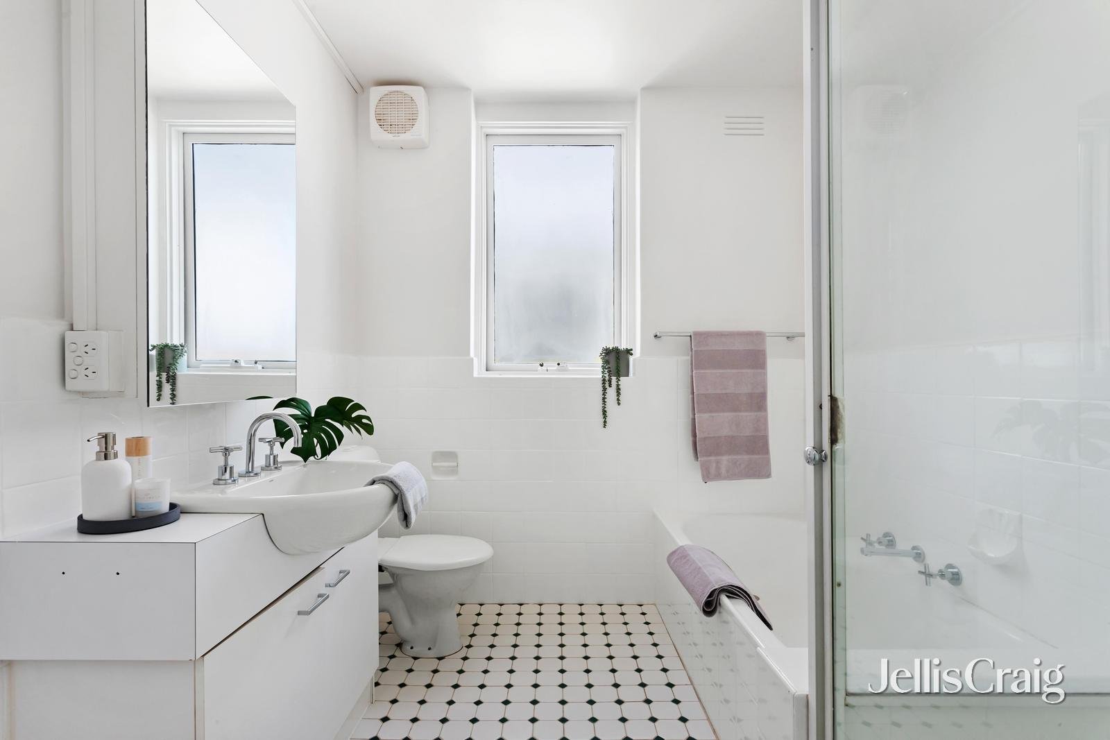 12/240 Wattletree Road, Malvern image 6