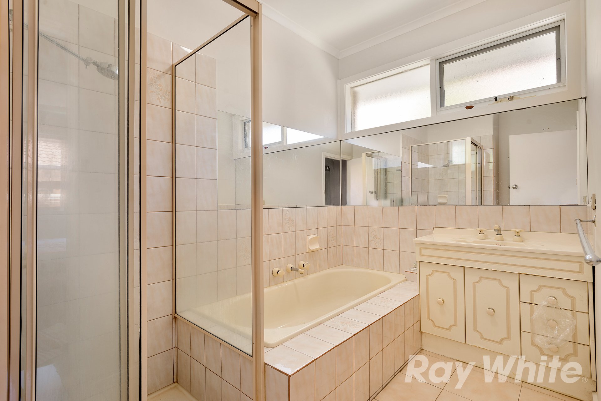 1/225 Gallaghers Road, Glen Waverley image 7