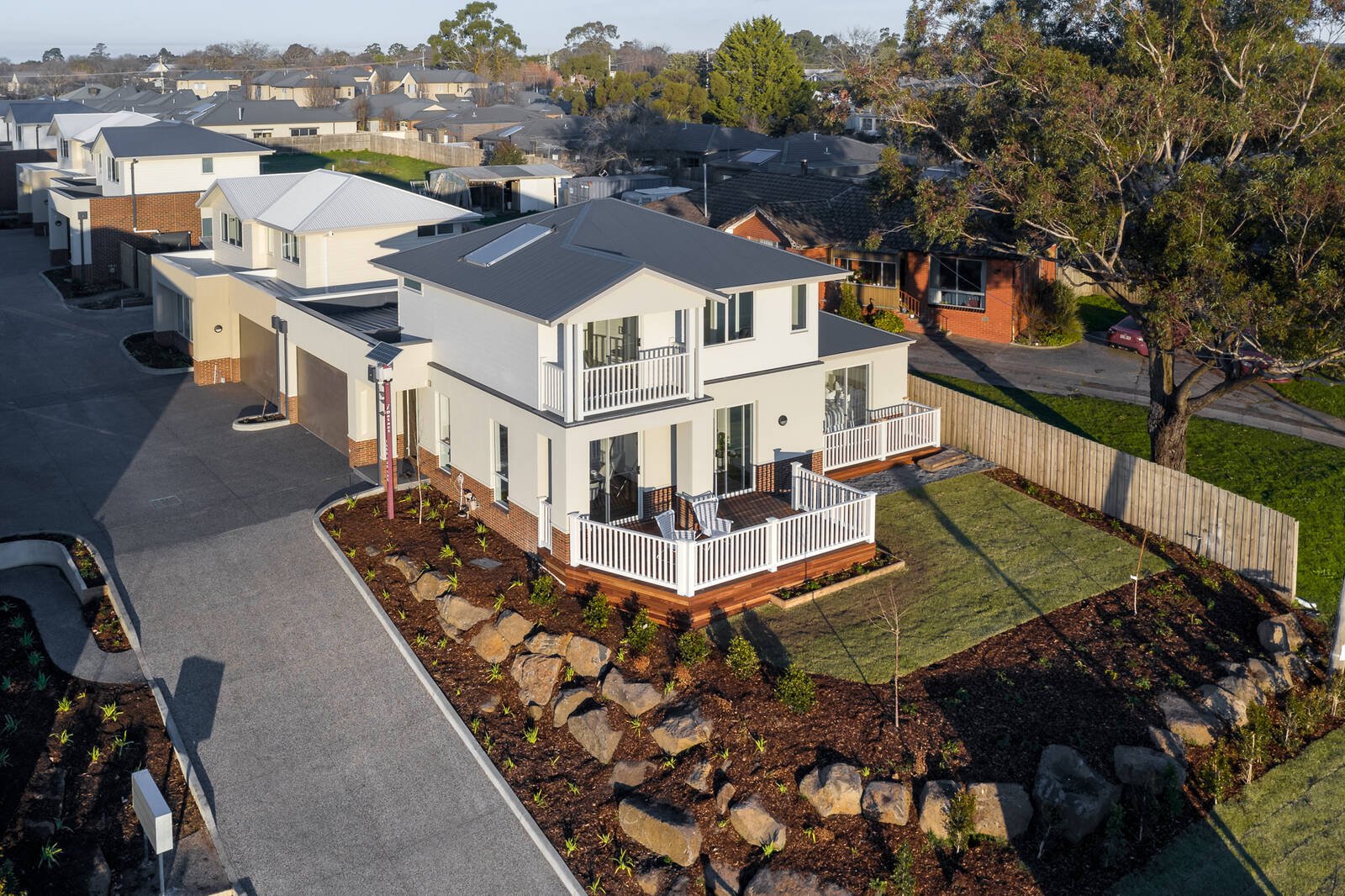 Property Gallery Thumbnail 6