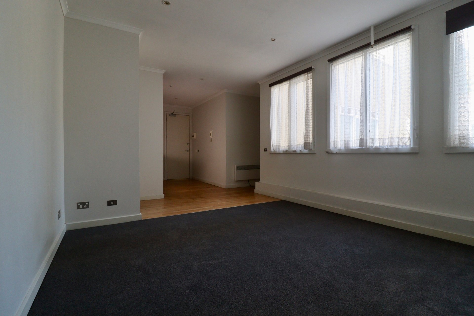 1227 / 422 Collins Street Melbourne