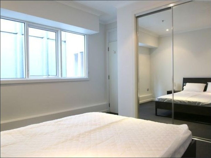 1227 / 422 Collins Street Melbourne