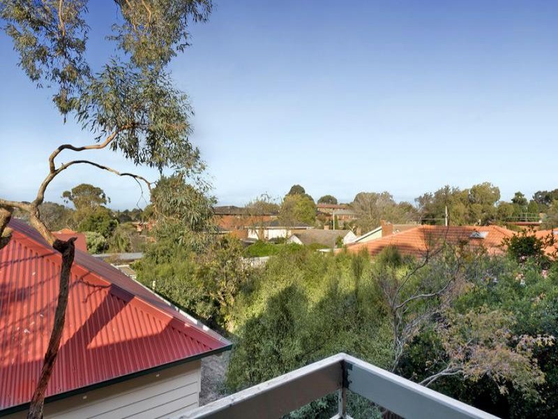 12/29 Howard Street, Box Hill image 3
