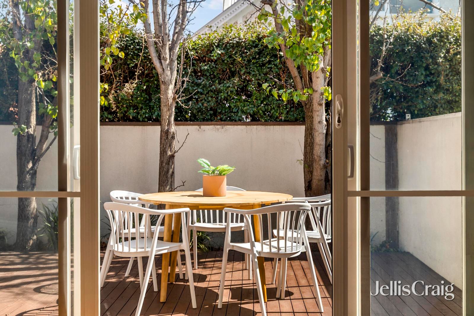 1/22A Violet Street, Essendon image 9