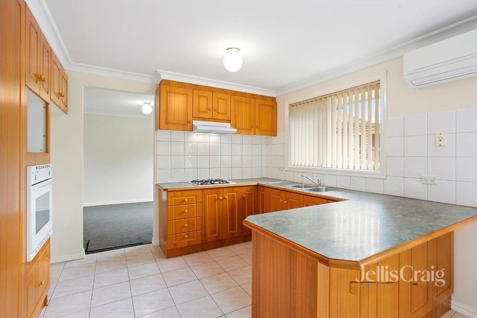 1/23-25 Boyd Street, Greensborough image 2