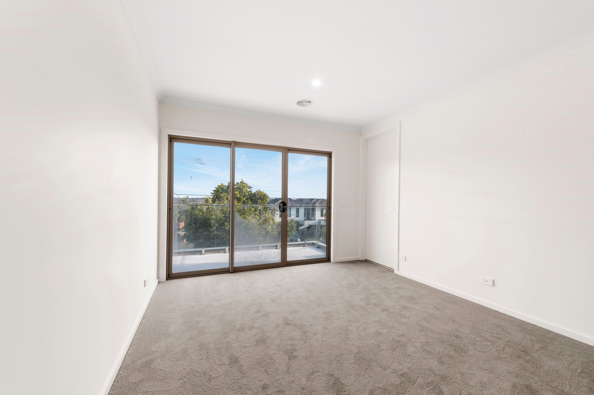 1/23 Anthony Avenue, Doncaster image 5