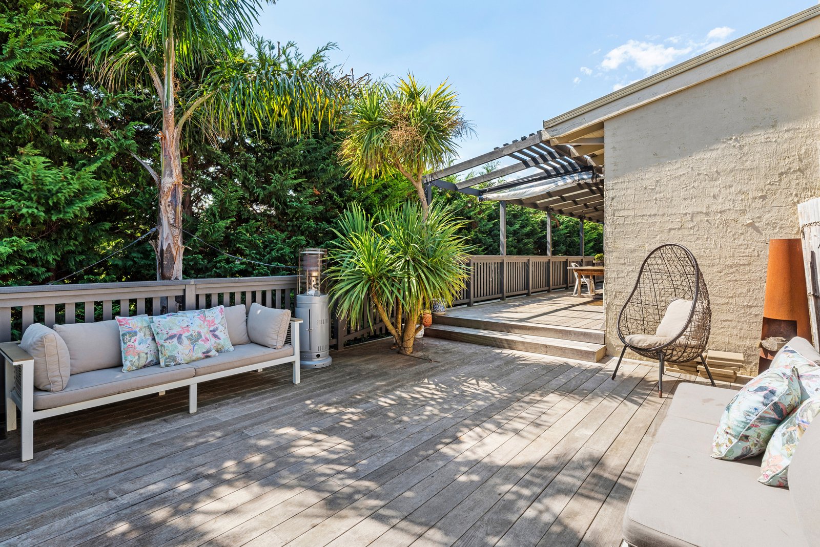 Property Gallery Thumbnail 3