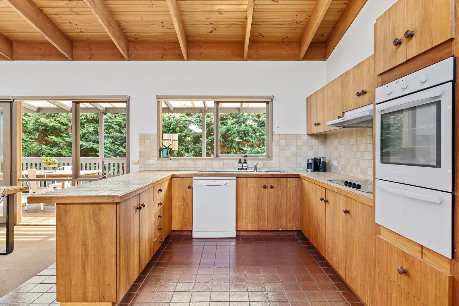 Property Gallery Thumbnail 8