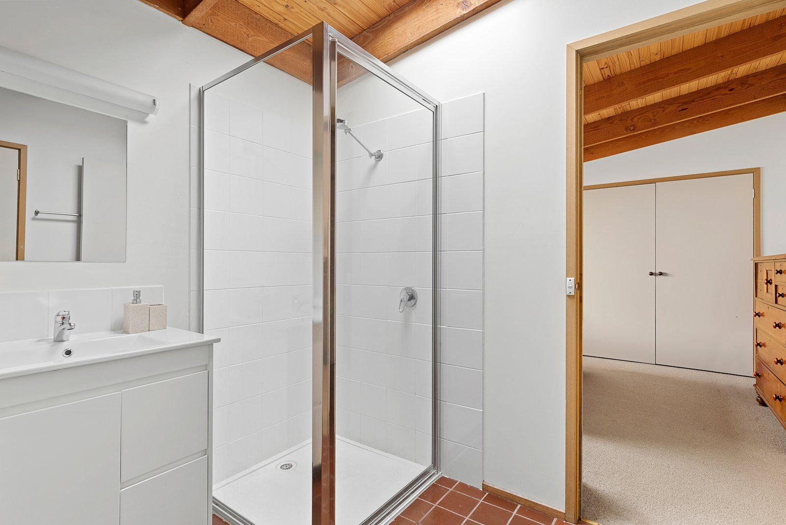 Property Gallery Thumbnail 11