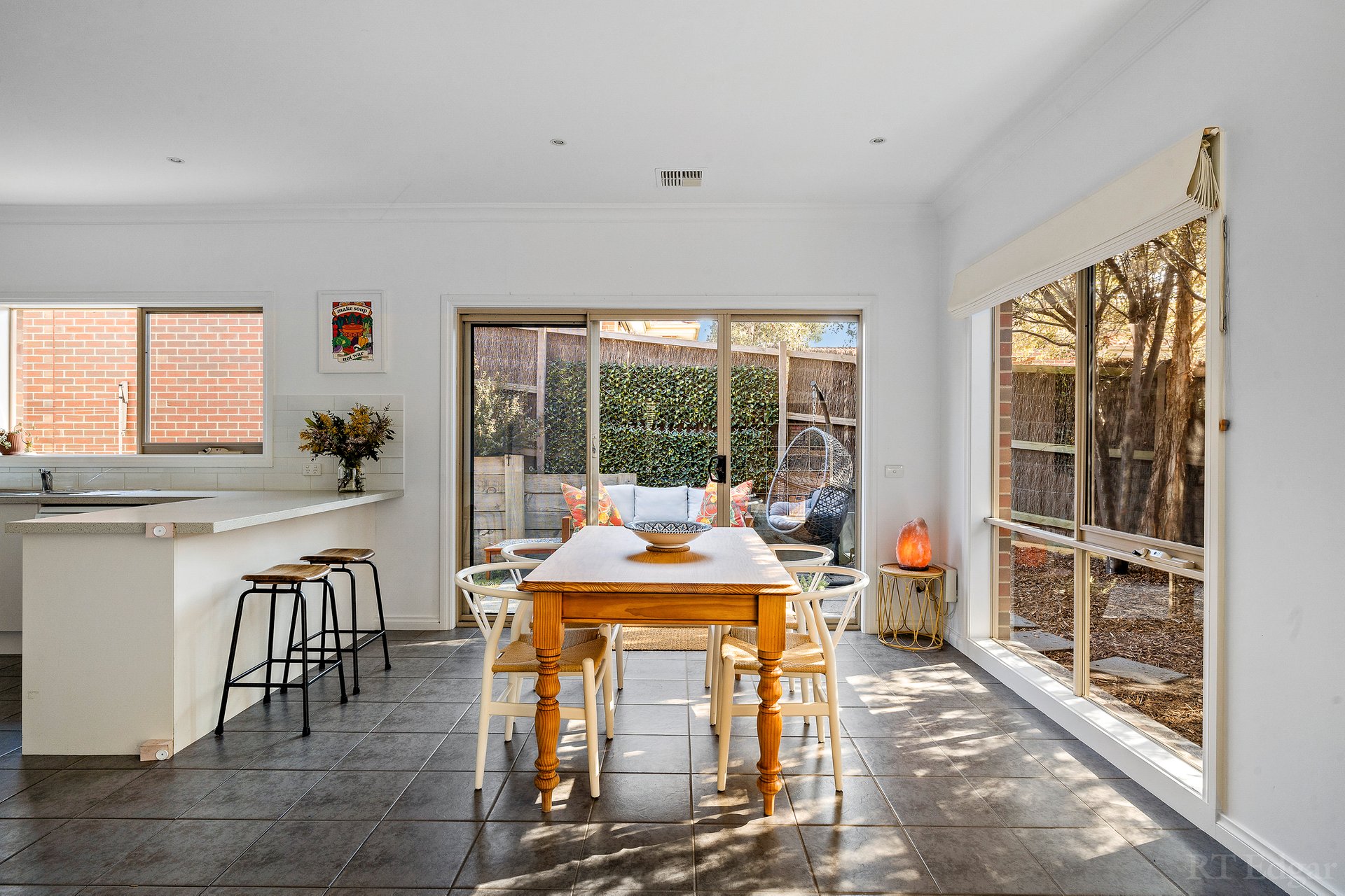 Property Gallery Thumbnail 3