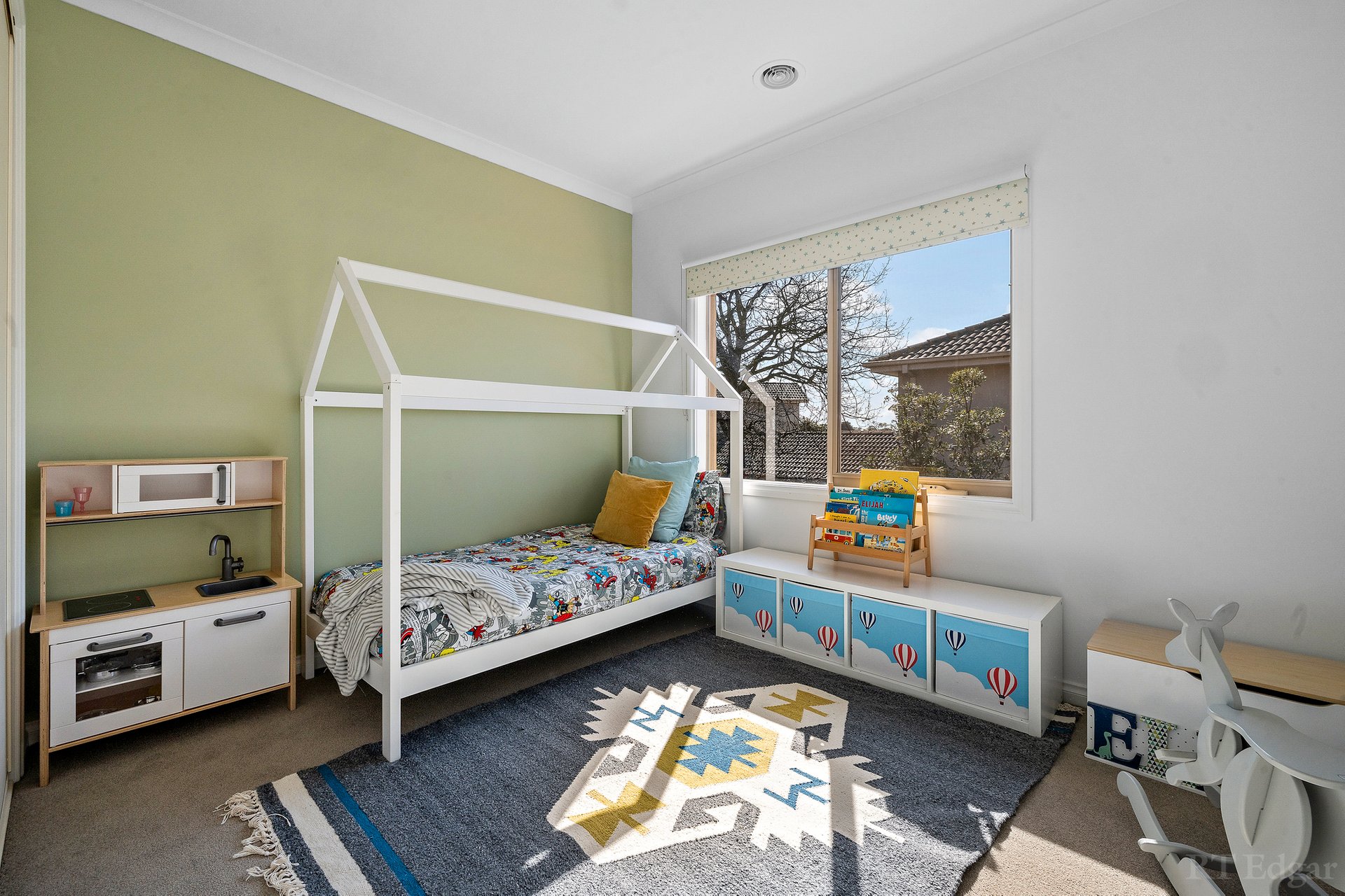 Property Gallery Thumbnail 9