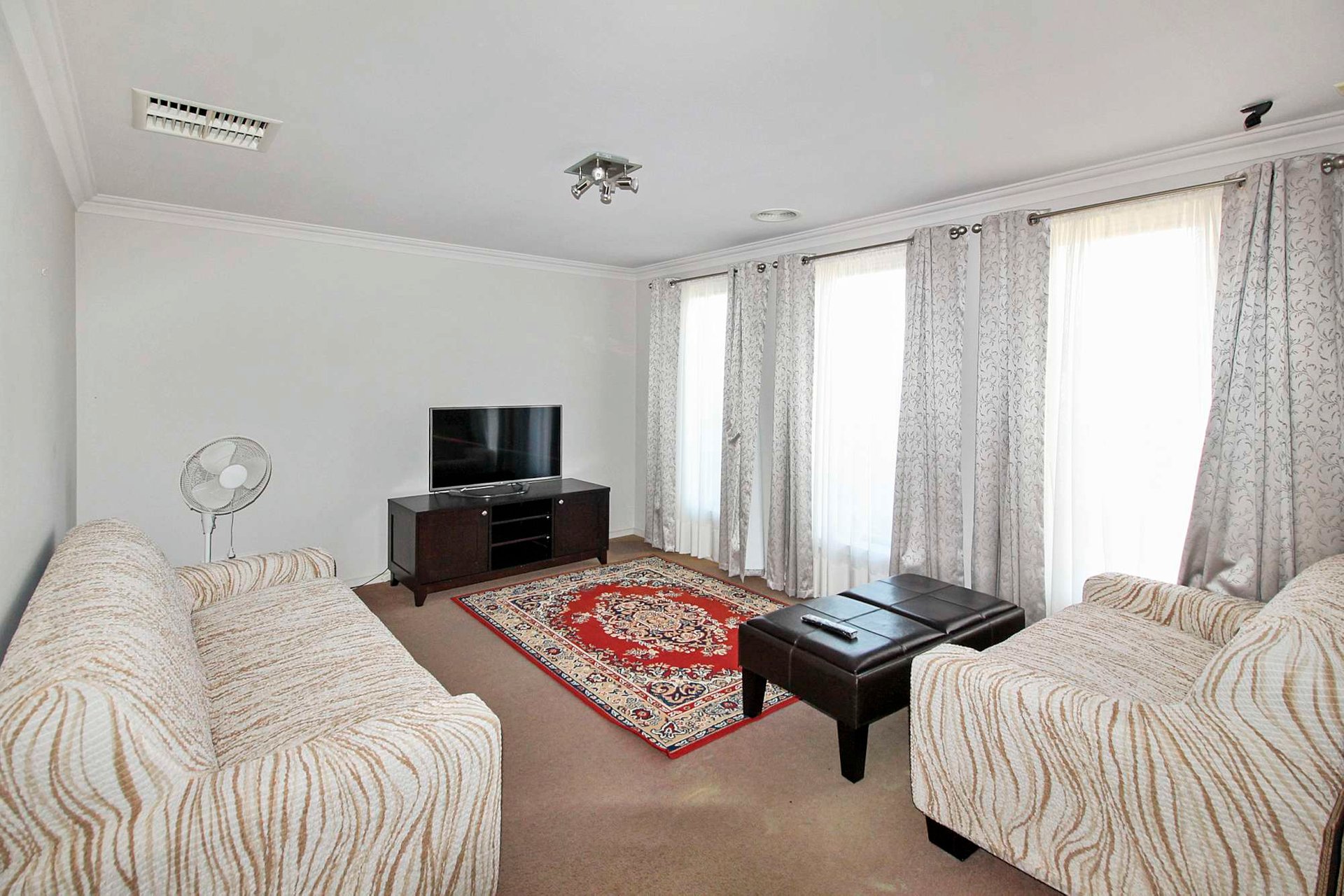 1/23 Bayfield Court, Newcomb image 2