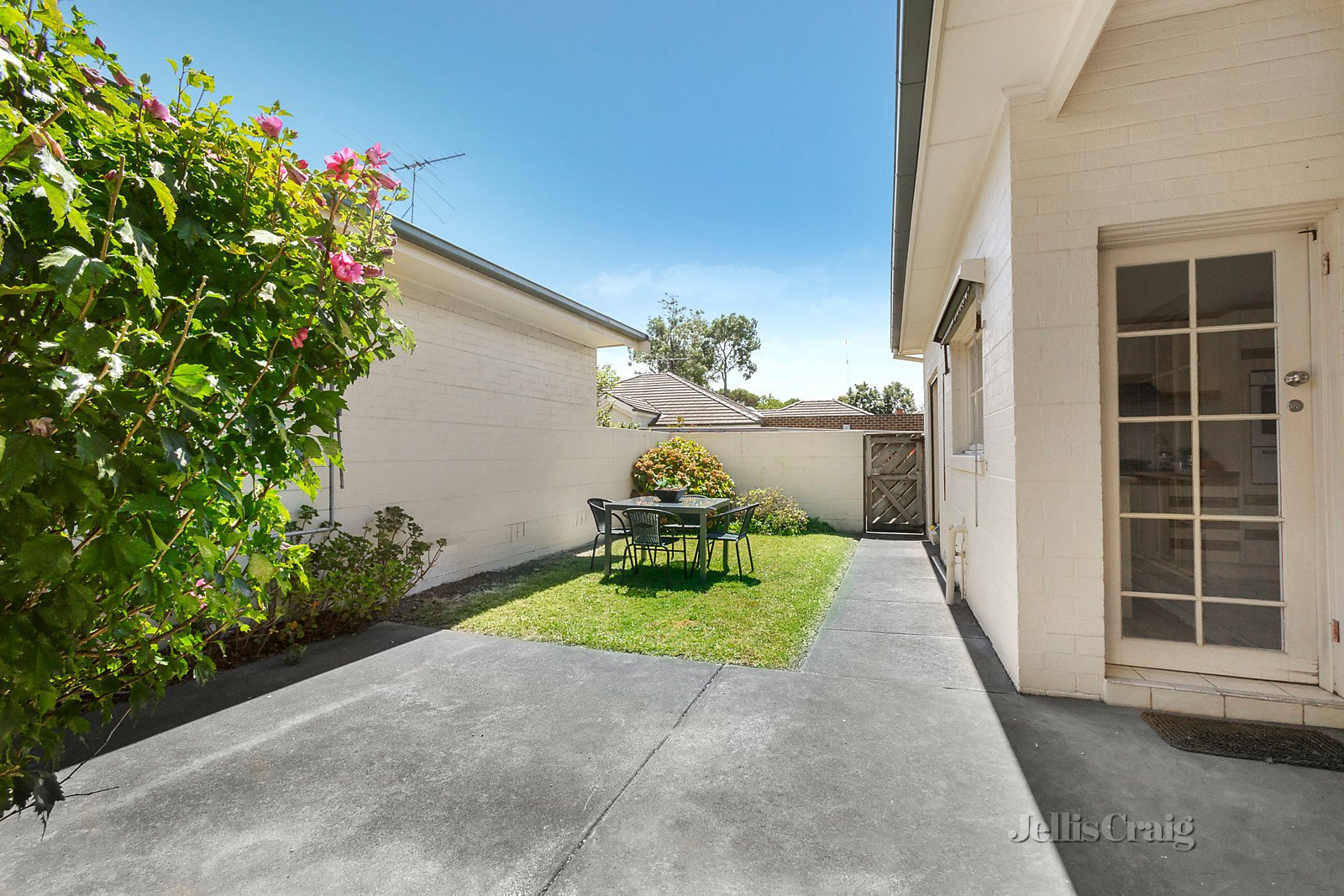 1/23 Belgravia Avenue, Mont Albert North image 6