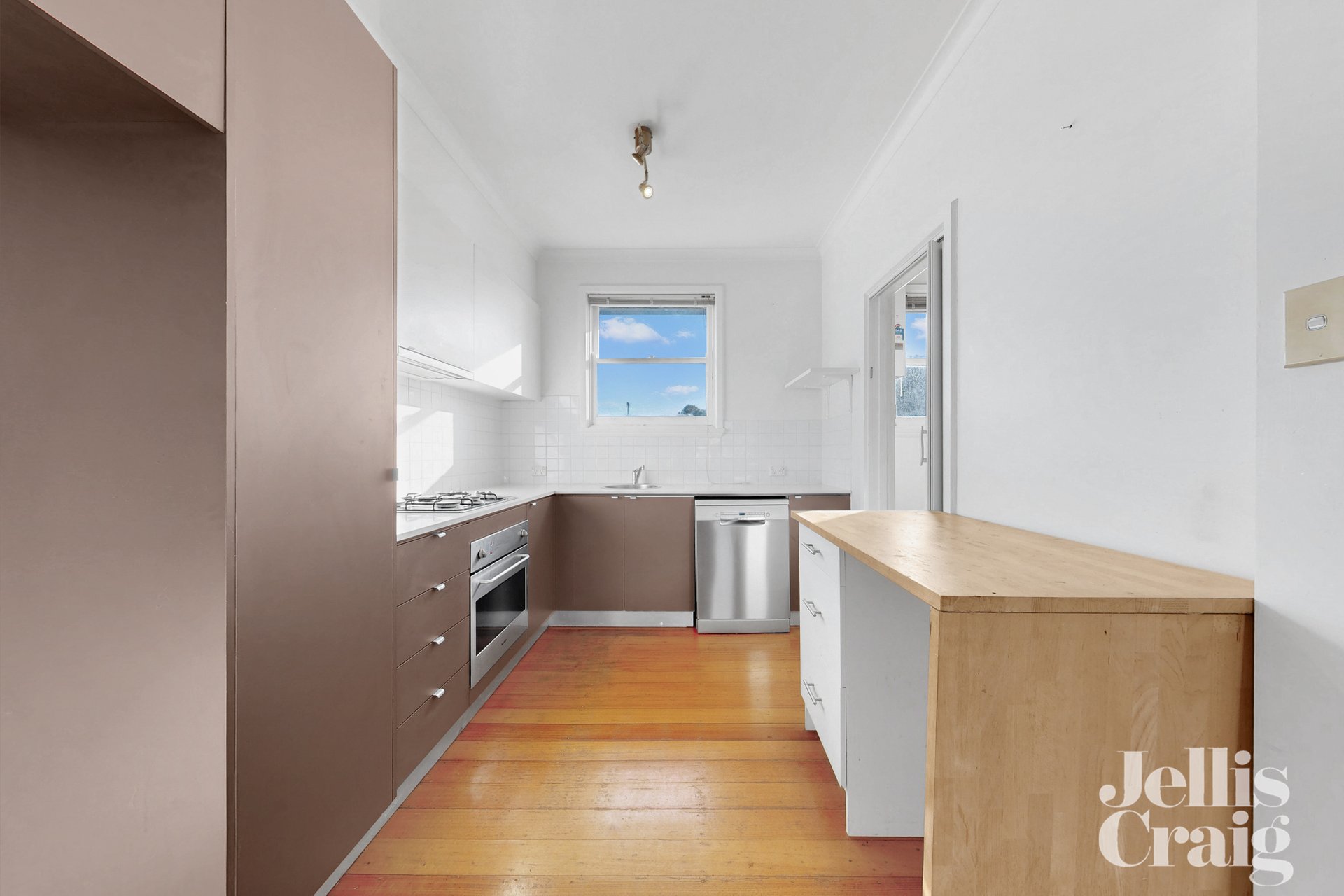 12/3 Bickleigh Street, Glen Iris image 3