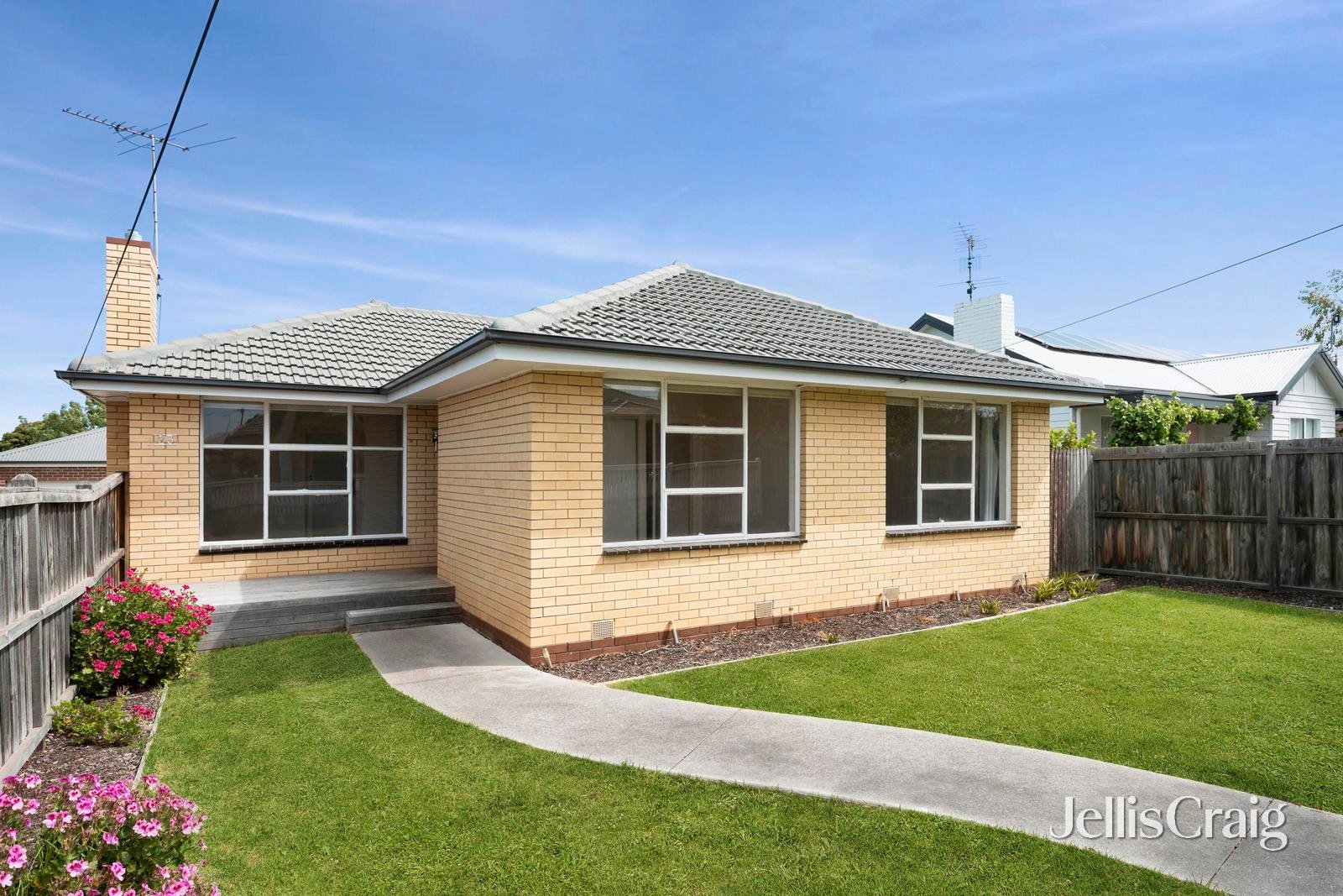 1/23 Davis Street, Belmont image 1