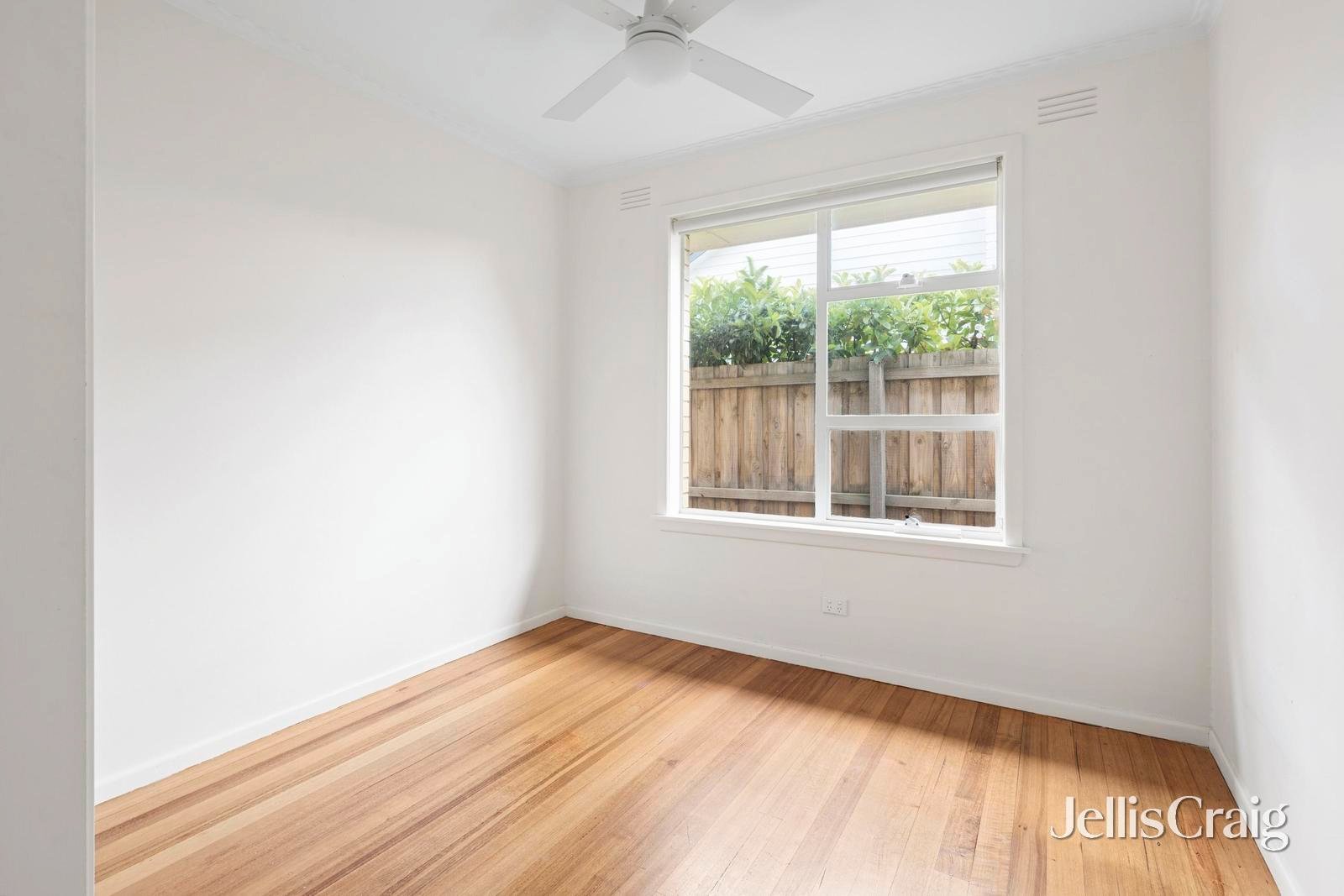1/23 Davis Street, Belmont image 6