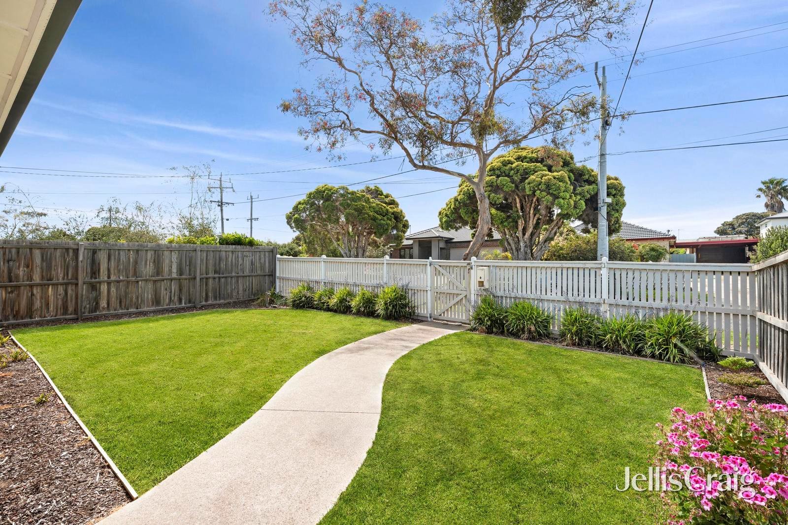 1/23 Davis Street, Belmont image 8