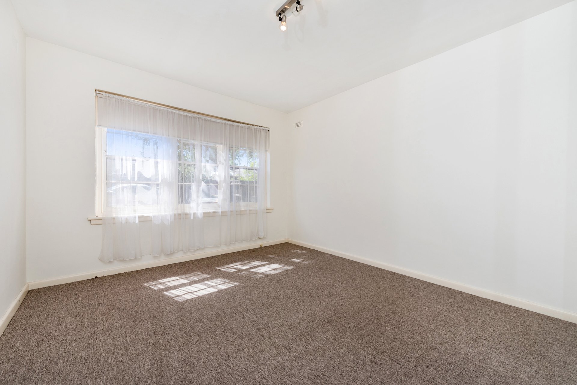 1/23 Hodder Street, Brighton East image 3