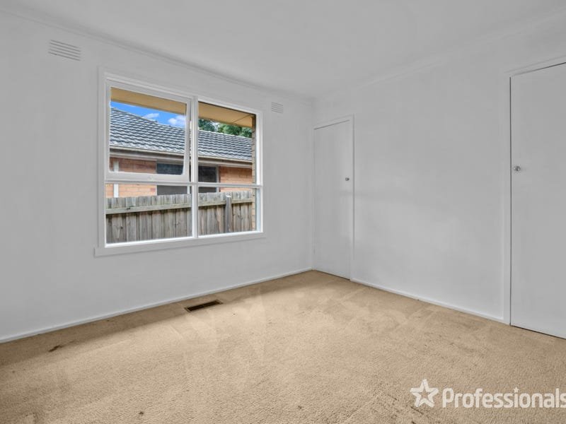 1/23 Lawson Road, Mooroolbark image 8