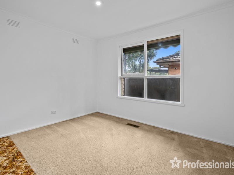 1/23 Lawson Road, Mooroolbark image 9