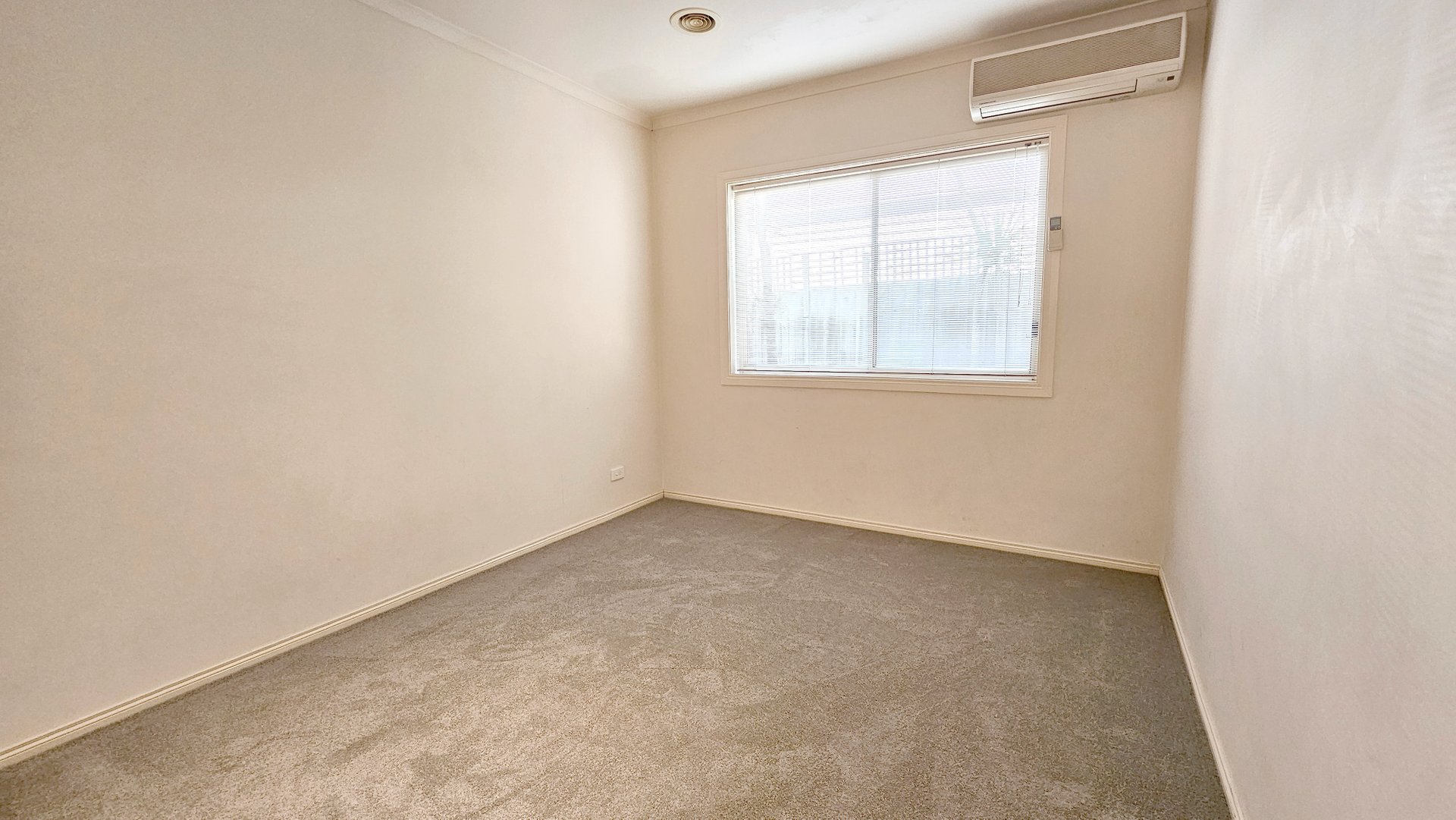 1/23 Manchester Grove, Glen Huntly image 7