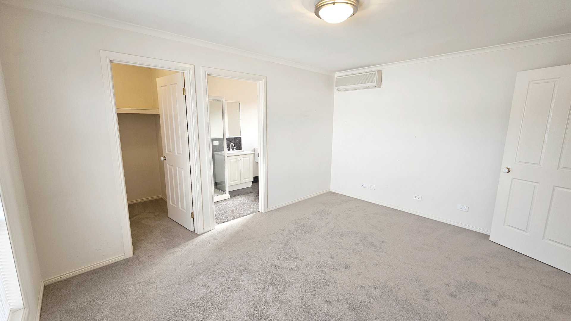 1/23 Manchester Grove, Glen Huntly image 10